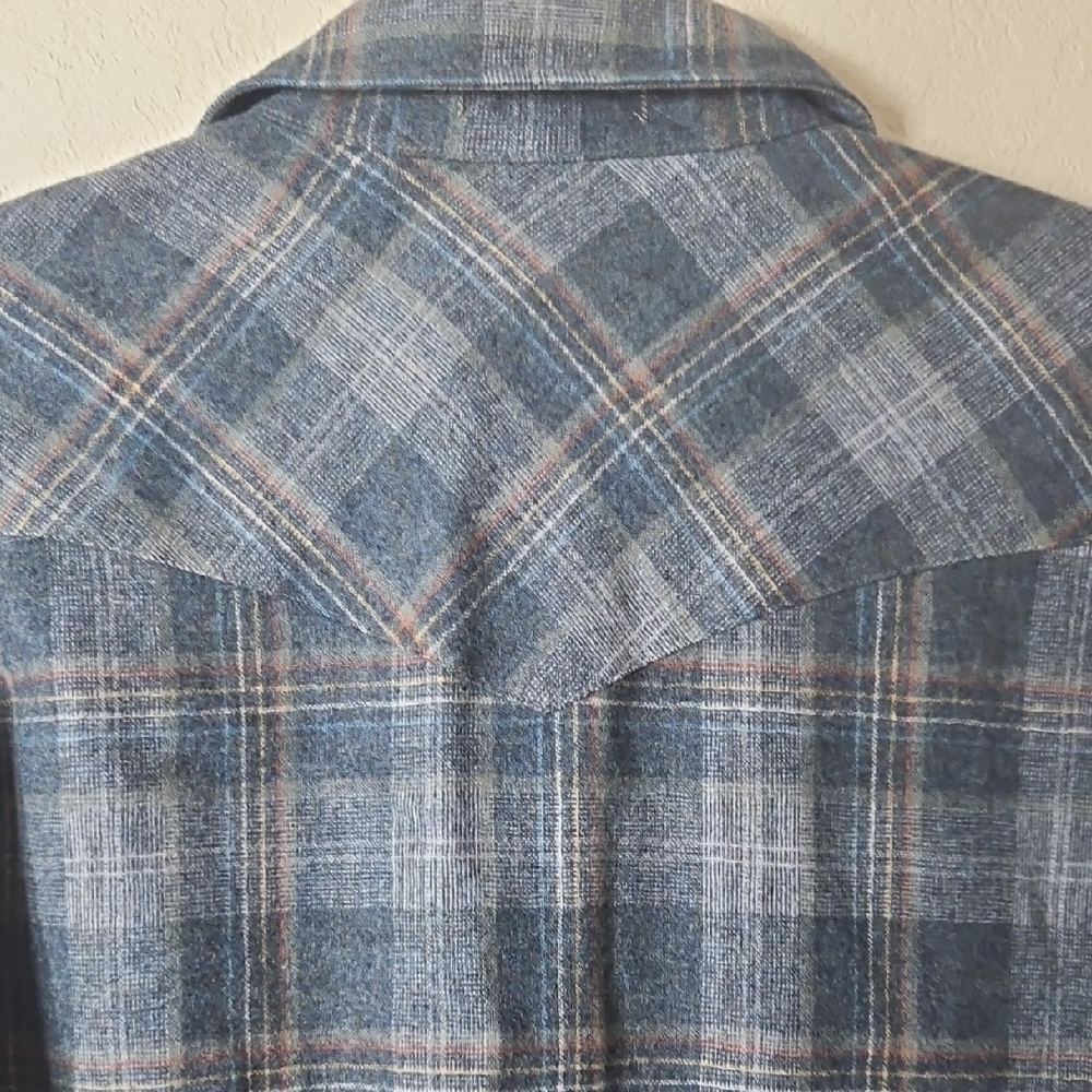 Pendleton Wool Button Up *flawed* - image 4